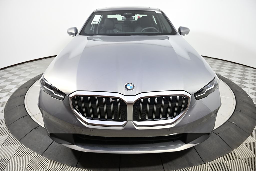 Thumbnail: 2026 BMW 5 Series - 8