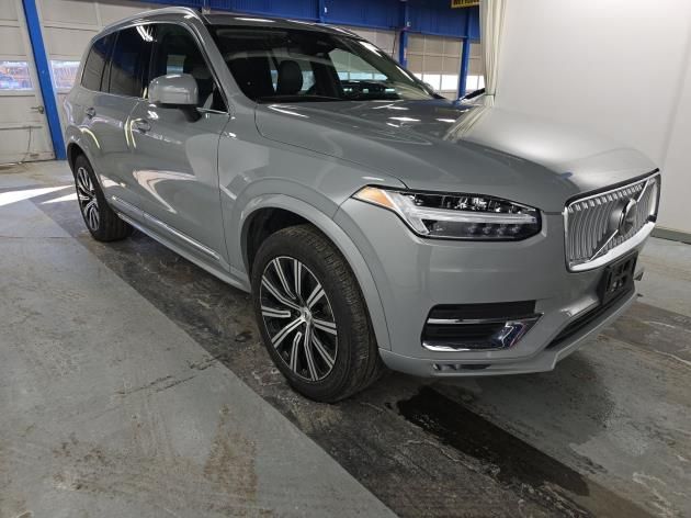 Gray (Vapour Grey Metallic) 2025 Volvo XC90 B5 Core Bright Theme AWD SUV / Crossover All-Wheel Drive Automatic