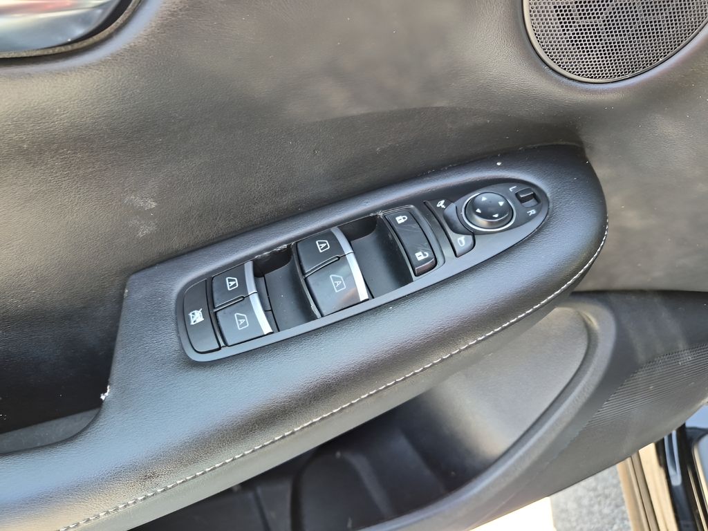 Used Car 2022 Infiniti Qx50  Luxe For Sale Under $25,000 In Austin, Texas