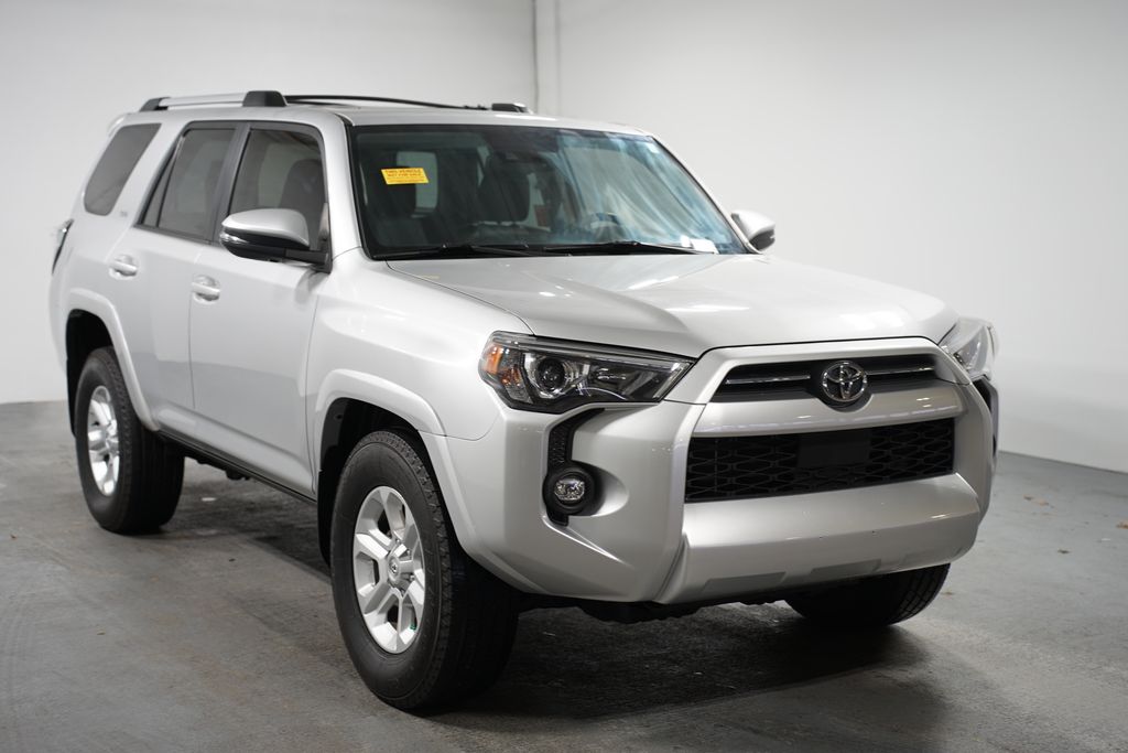 2023 Toyota 4Runner SR5 3