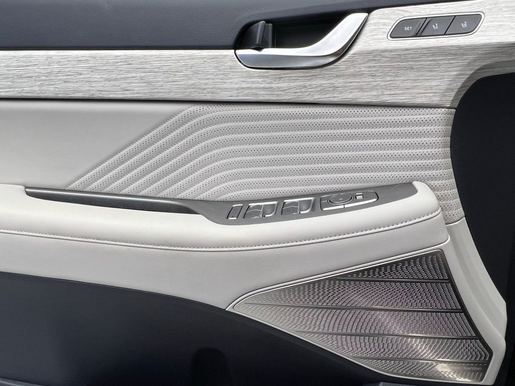 Thumbnail: 2024 Hyundai Palisade - 22