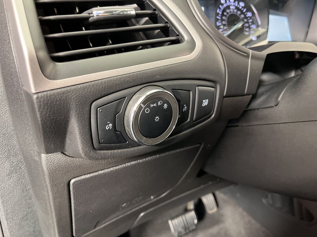 Thumbnail: 2024 Ford Edge - 27