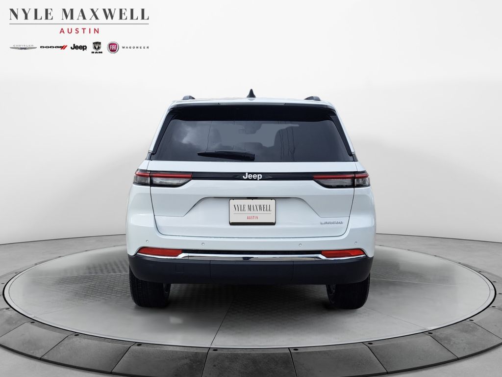 New Car 2025 Jeep Grand Cherokee  Laredo For Sale Under $35,000 In Austin, Texas