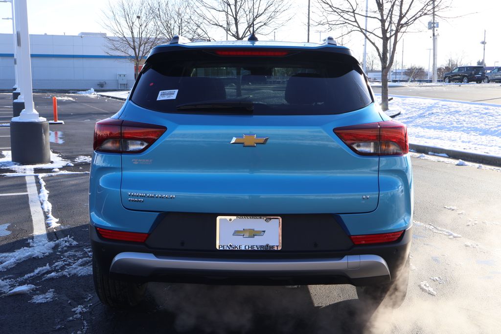 Thumbnail: 2026 Chevrolet TrailBlazer - 6