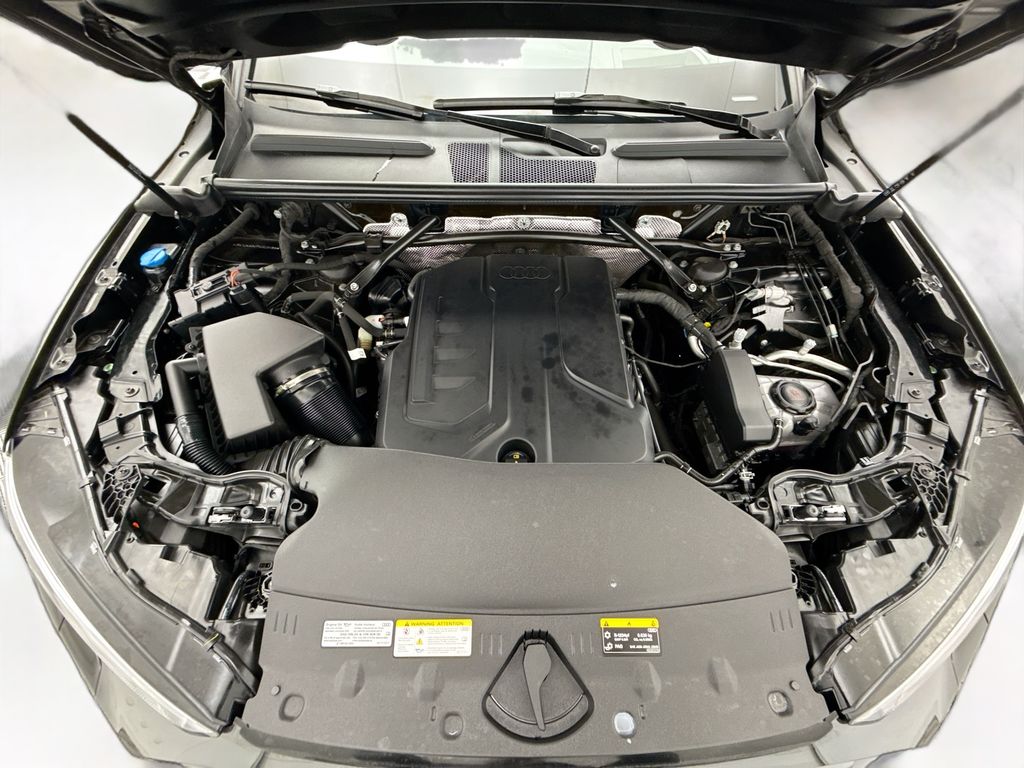 Thumbnail: 2025 Audi Q5 - 28