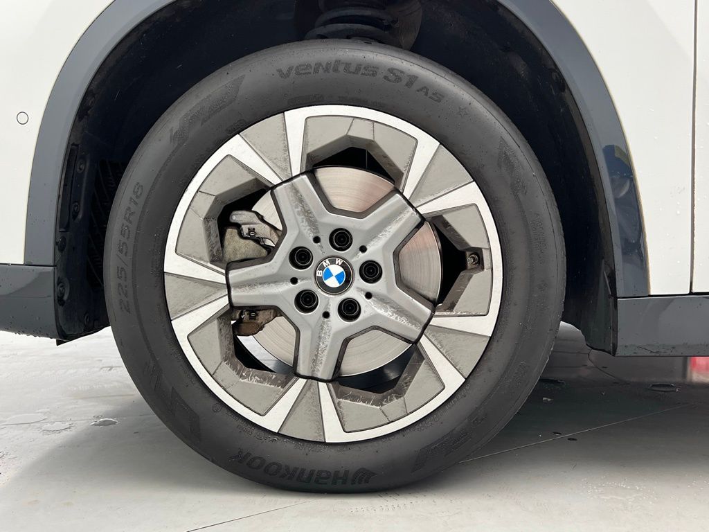 Thumbnail: 2023 BMW X1 - 22