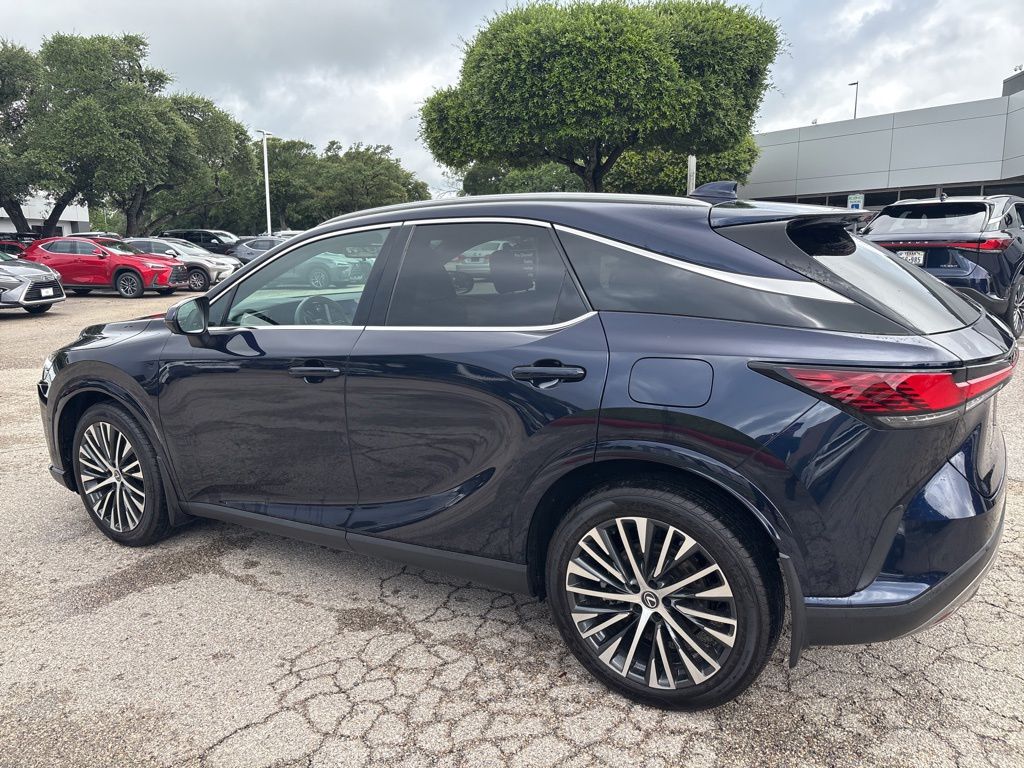 Thumbnail: 2023 Lexus RX - 3