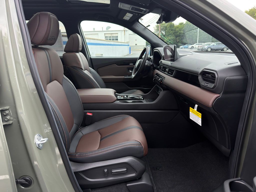 Thumbnail: 2026 Honda Pilot - 26