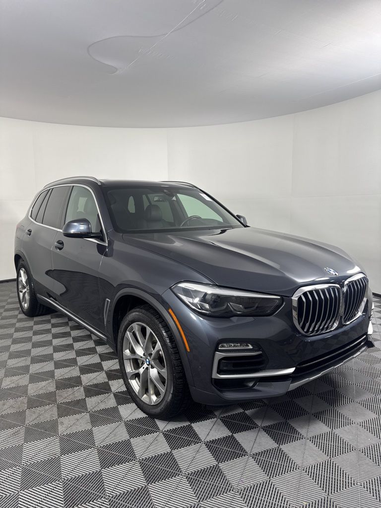 Thumbnail: 2020 BMW X5 - 3
