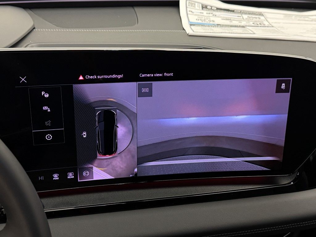 2025 Audi e-tron Premium 31