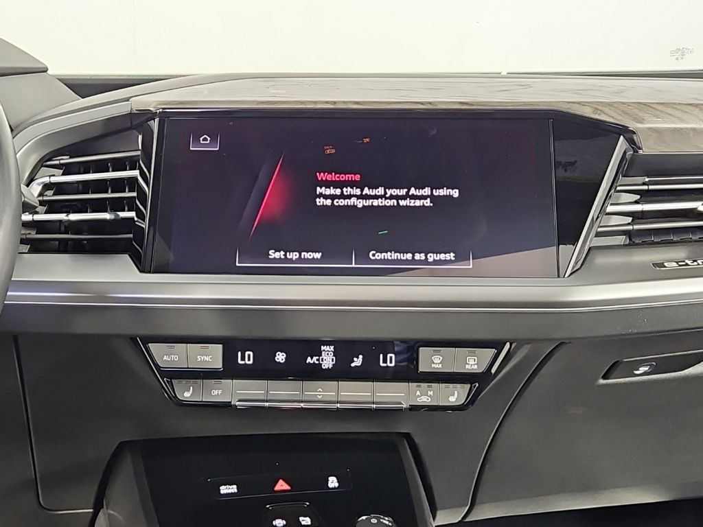Thumbnail: 2023 Audi Q4 e-tron - 26