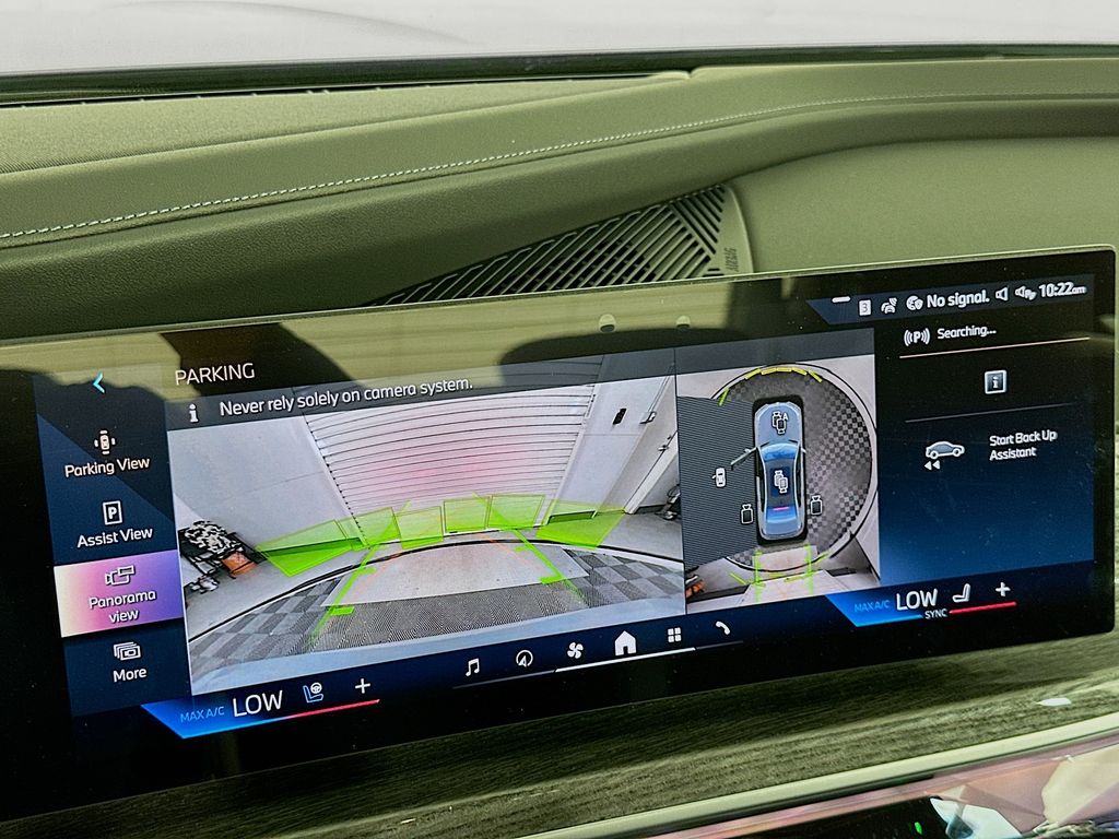 Thumbnail: 2025 BMW 7 Series - 13