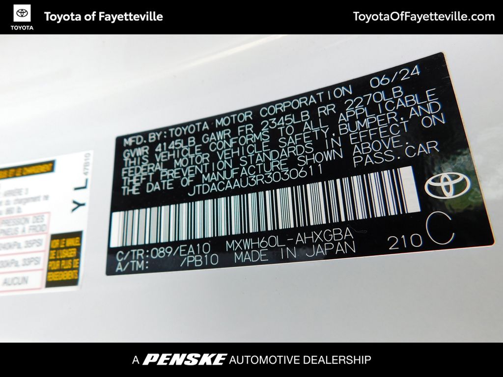 2024 Toyota Prius XLE 9