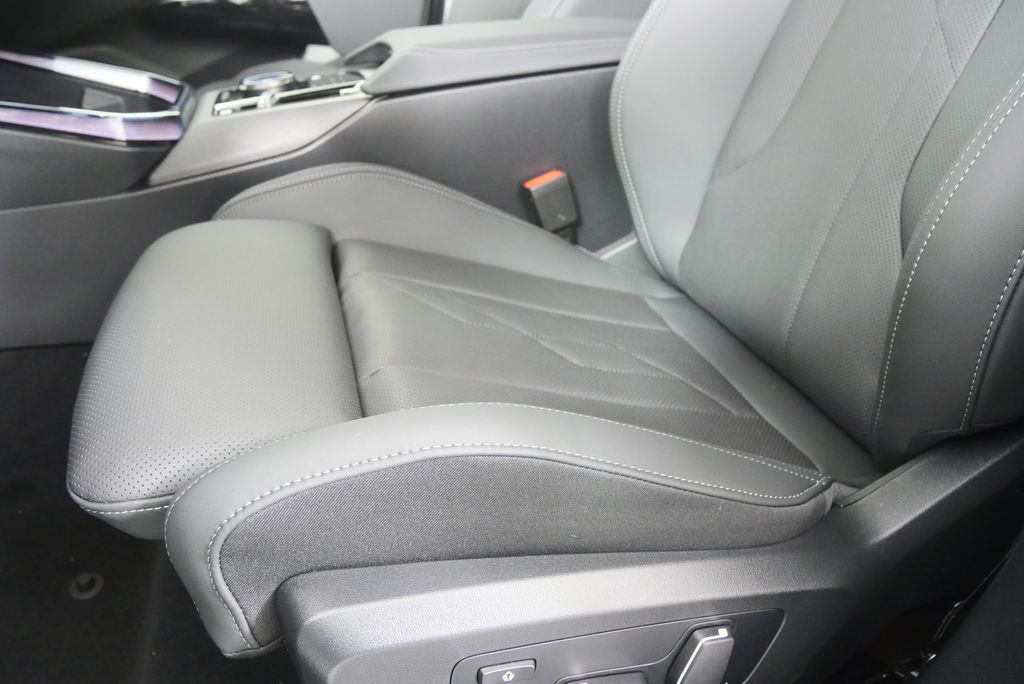 Thumbnail: 2026 BMW X3 - 10