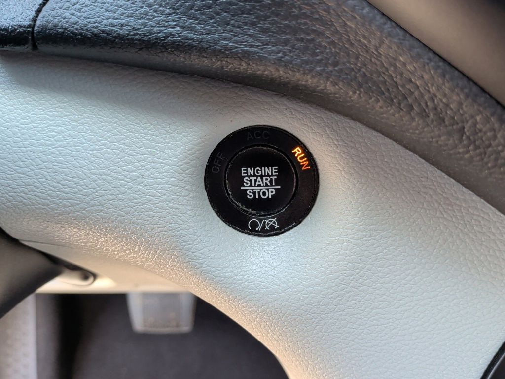 2020 Jeep Cherokee Latitude Plus White at Parkway Family Mazda