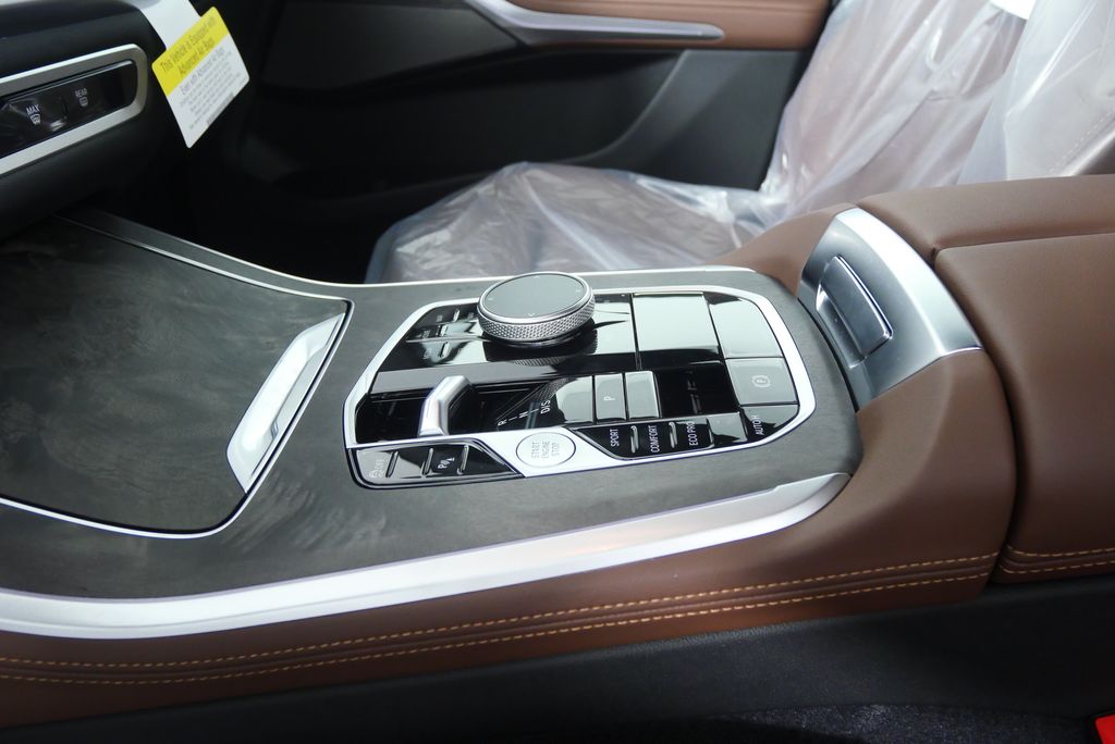 Thumbnail: 2026 BMW X5 - 20