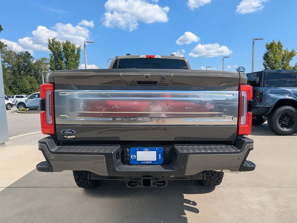 2026 Ford Super Duty F-350 SRW Platinum