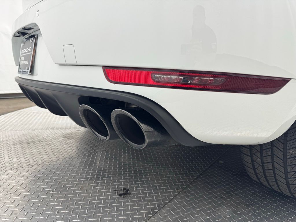 2021 Porsche Macan GTS 13