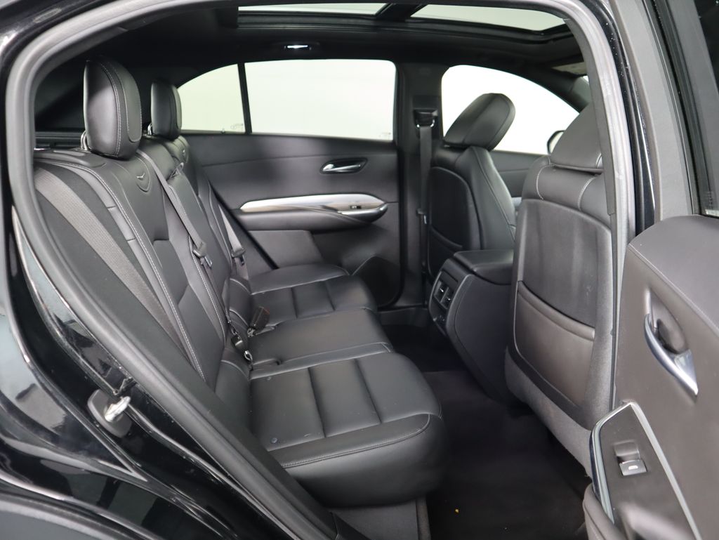 Thumbnail: 2019 Cadillac XT4 - 22