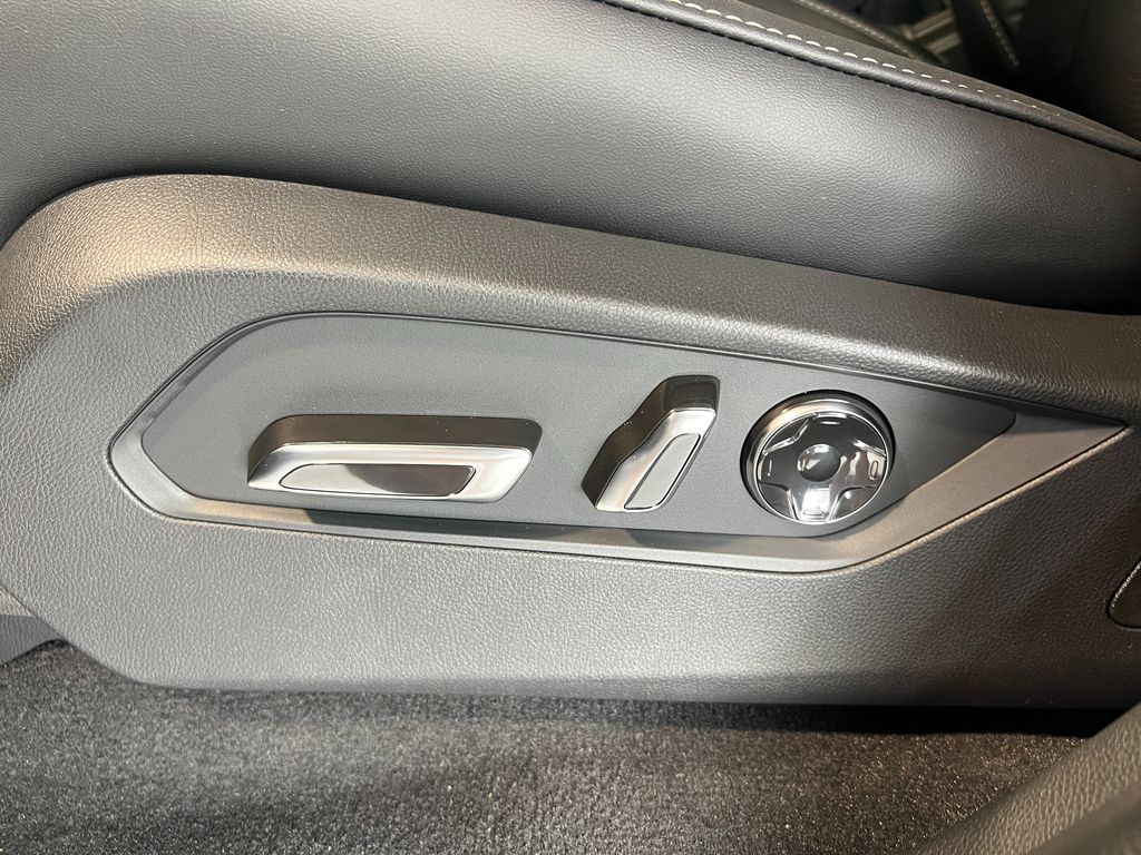 new 2026 Acura MDX car, priced at $61,450