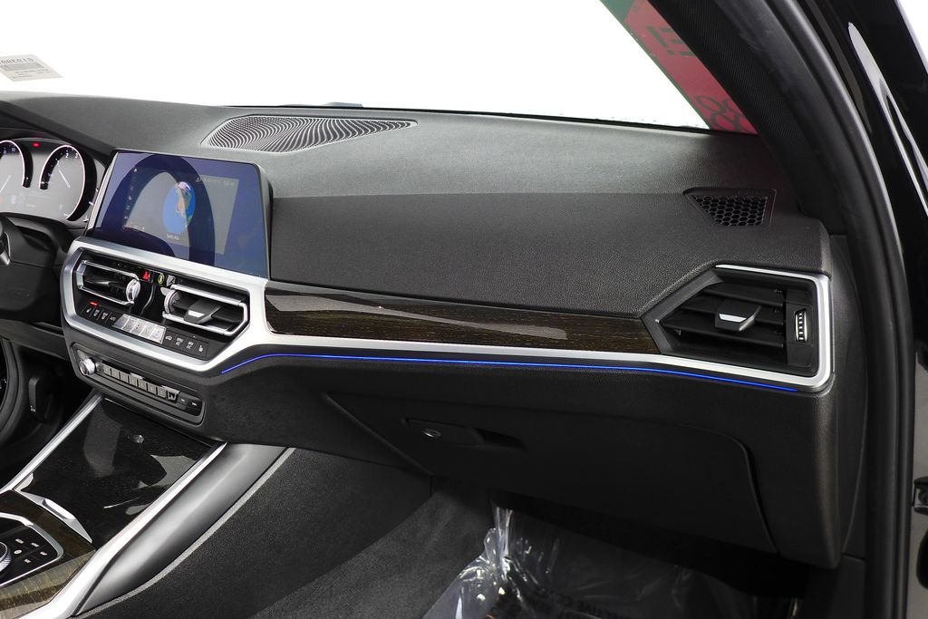 Thumbnail: 2020 BMW 3 Series - 14