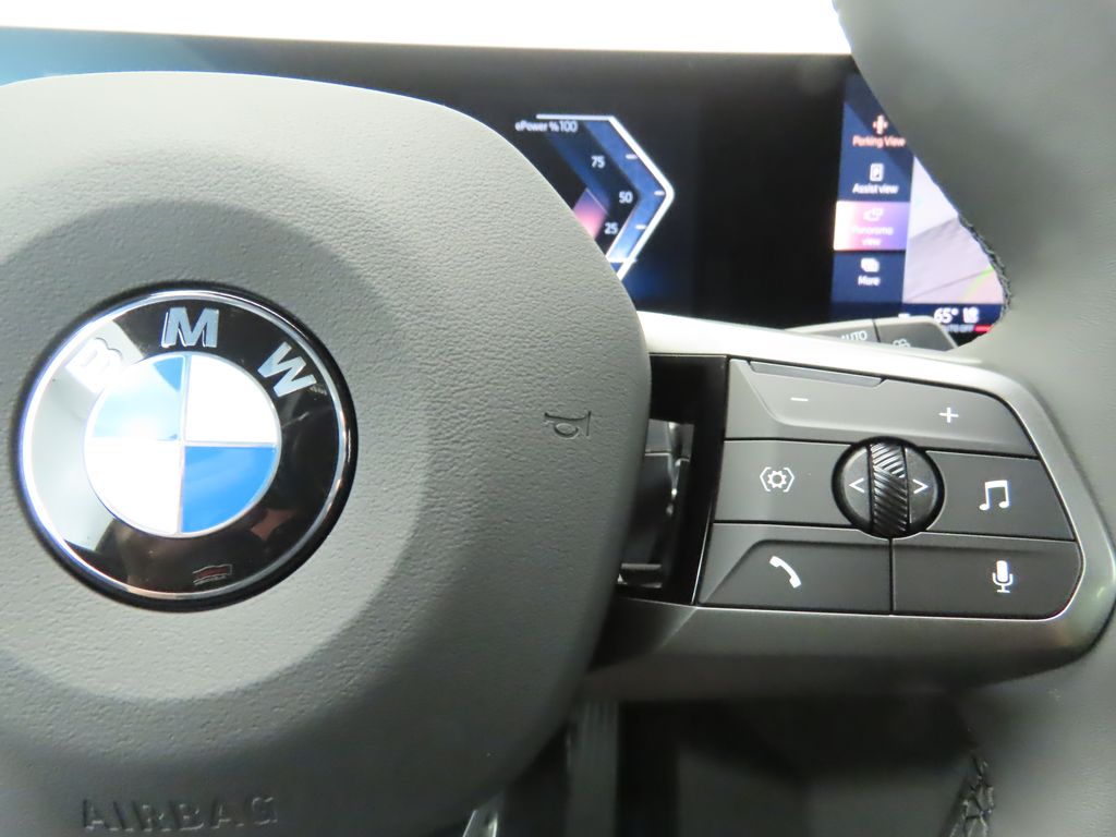 2025 BMW iX xDrive50 12