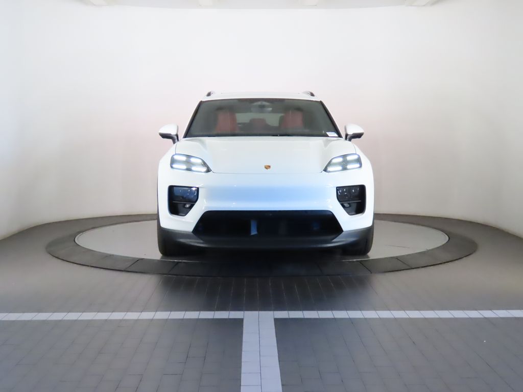 Thumbnail: 2025 Porsche Macan - 10