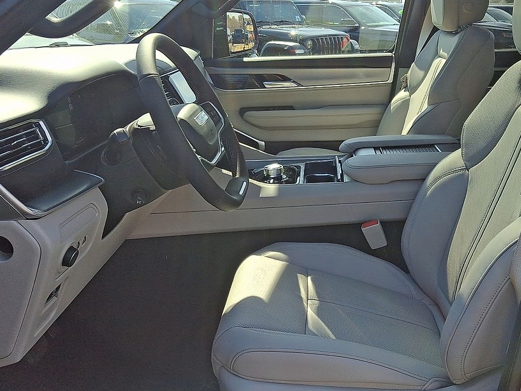 New 2026 Jeep Grand Wagoneer SUV
