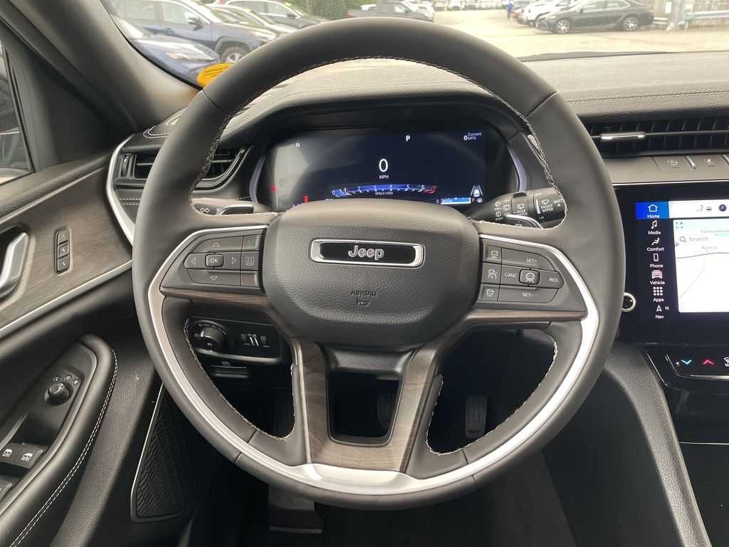 Used 2026 Jeep Grand Cherokee SUV