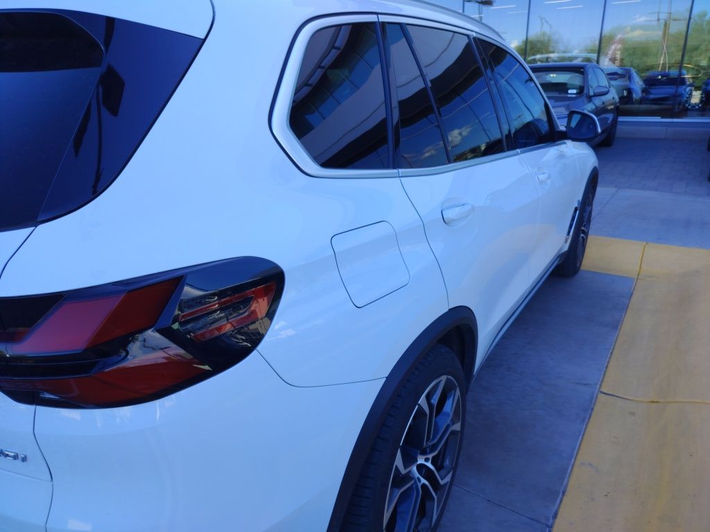 Thumbnail: 2024 BMW X5 - 4