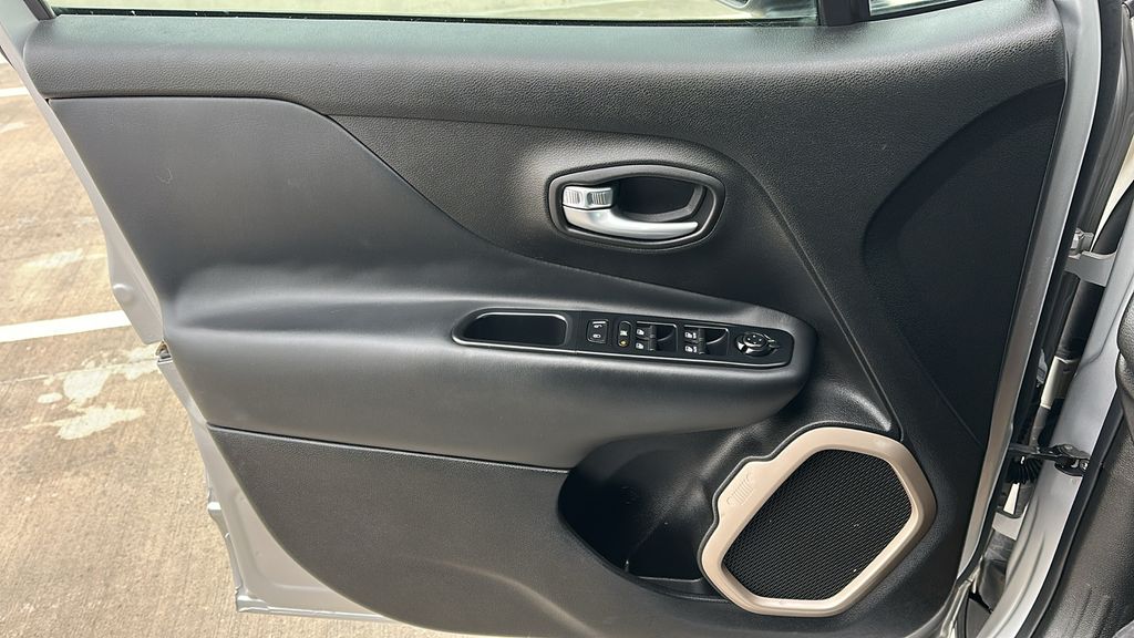 2017 Jeep Renegade Limited Silver at Classic Elite Chevrolet Hwy 6