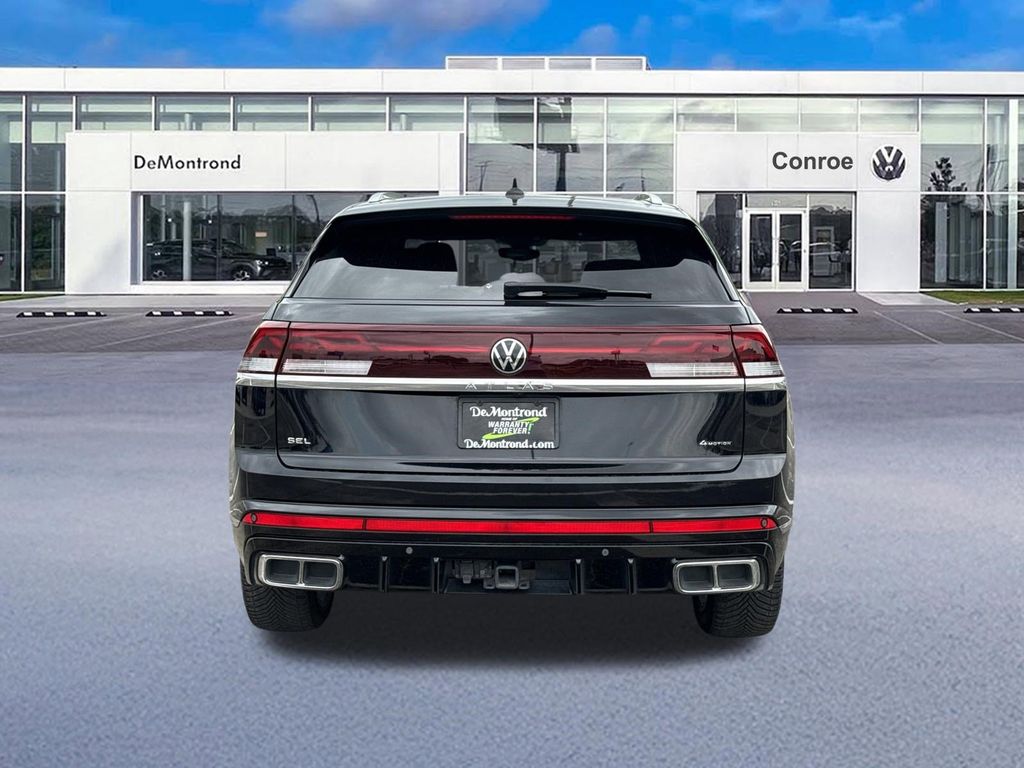 2024 Volkswagen Atlas Cross Sport 2.0T SEL Premium R-Line - 4