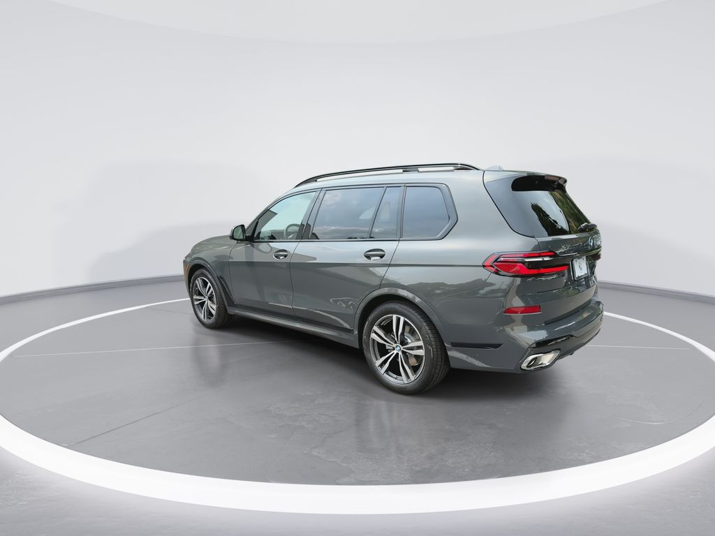 Thumbnail: 2027 BMW X7 - 6
