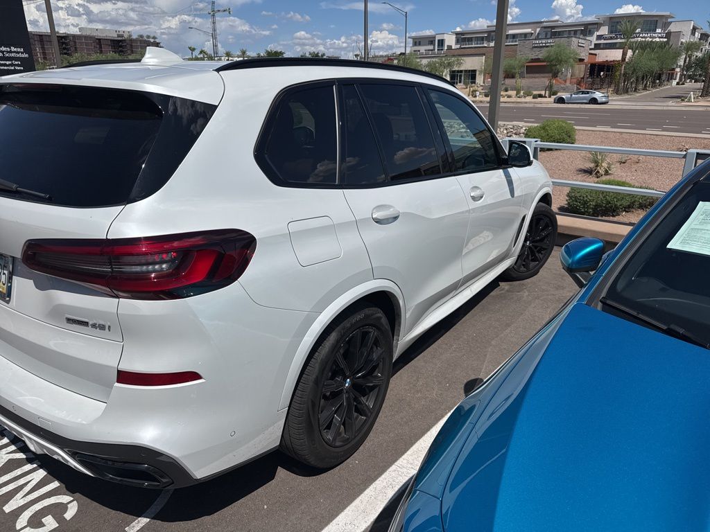 Thumbnail: 2021 BMW X5 - 5