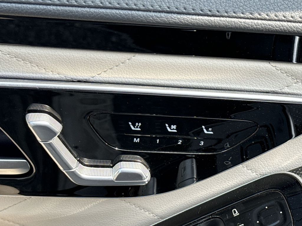 Thumbnail: 2022 Mercedes-Benz S-Class - 11