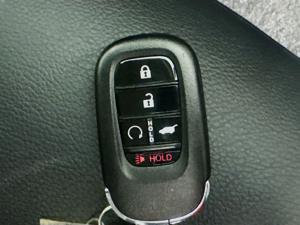 Used Car 2025 Honda Pilot  Ex-l For Sale Under $40,000 In Austin, Texas