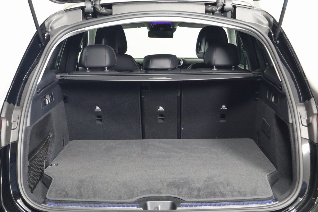 Thumbnail: 2025 Mercedes-Benz GLC - 8