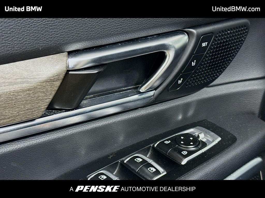 Thumbnail: 2022 Kia Telluride - 3