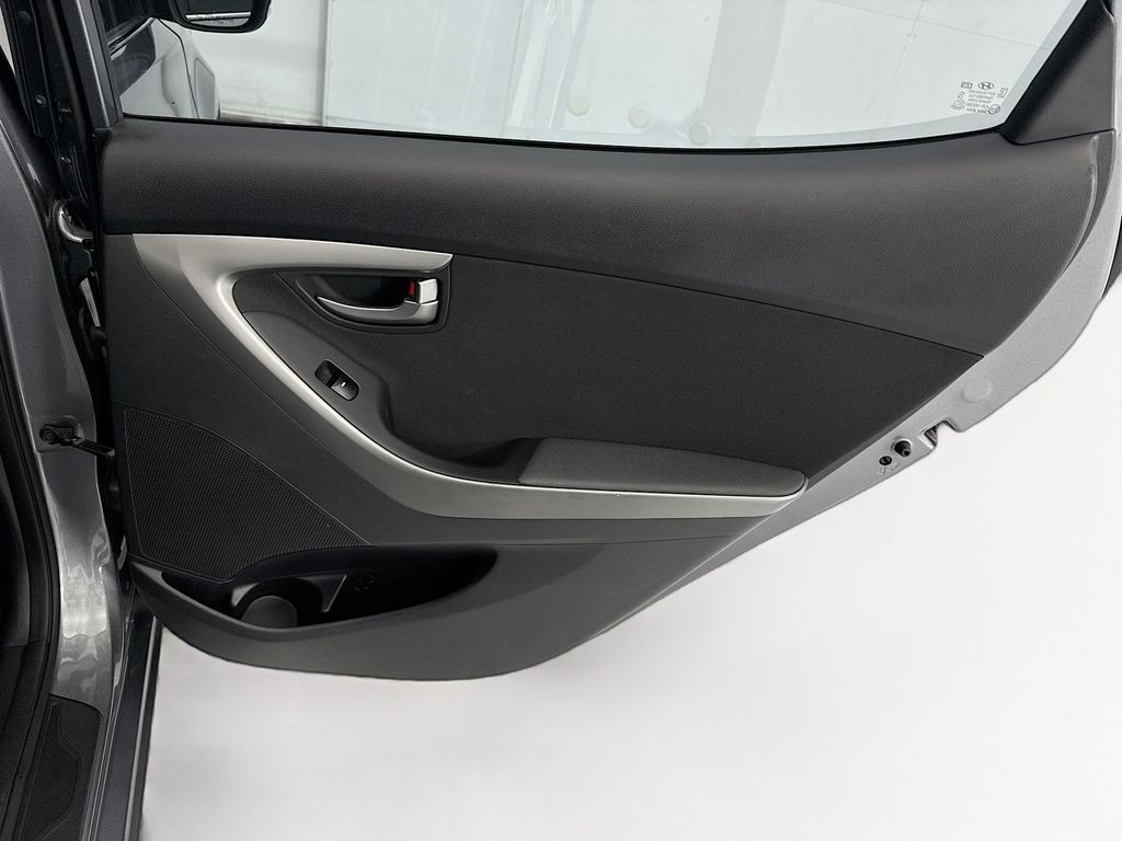 Thumbnail: 2016 Hyundai Elantra - 25