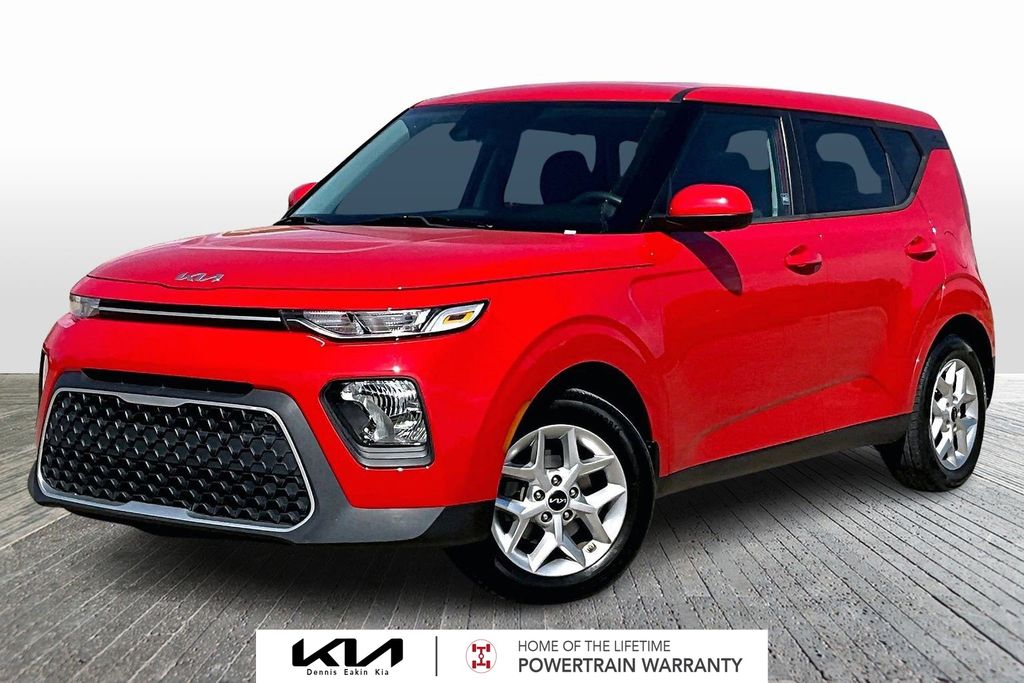 2022 Kia Soul LX FWD