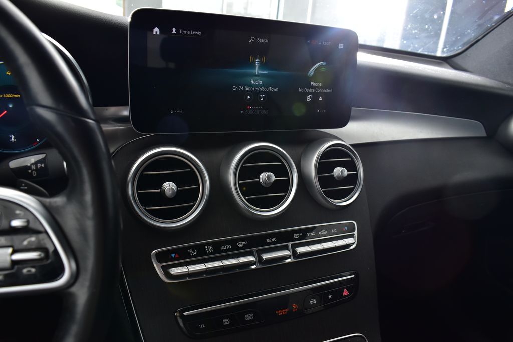 Thumbnail: 2021 Mercedes-Benz GLC - 18