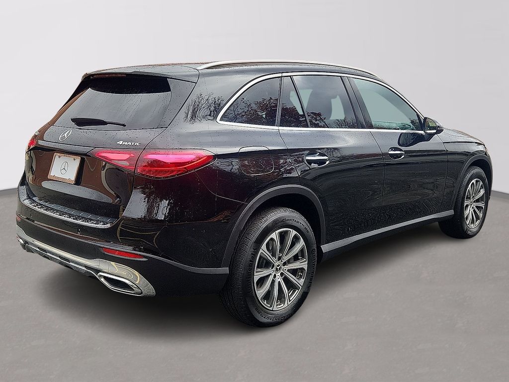 Thumbnail: 2025 Mercedes-Benz GLC - 4