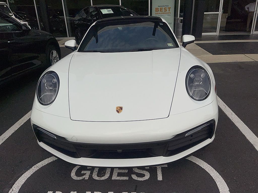 2021 Porsche 911 Carrera 2