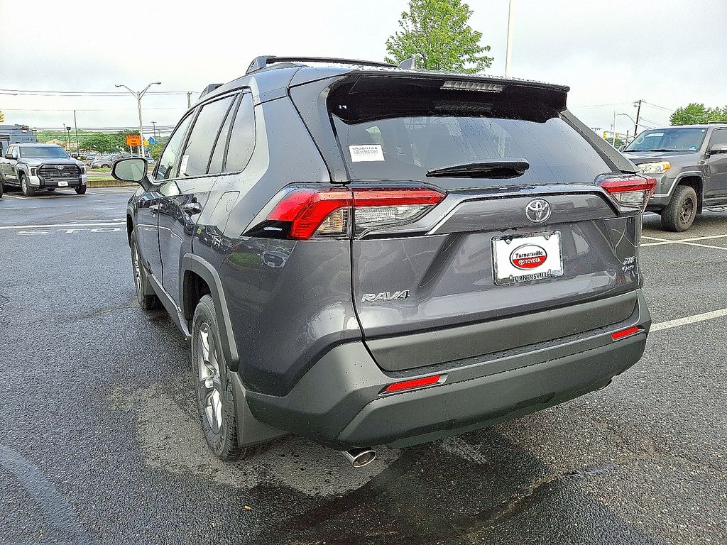 Thumbnail: 2025 Toyota RAV4 - 3