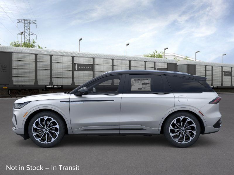 New 2026 Radiance Metallic Lincoln Reserve image 3