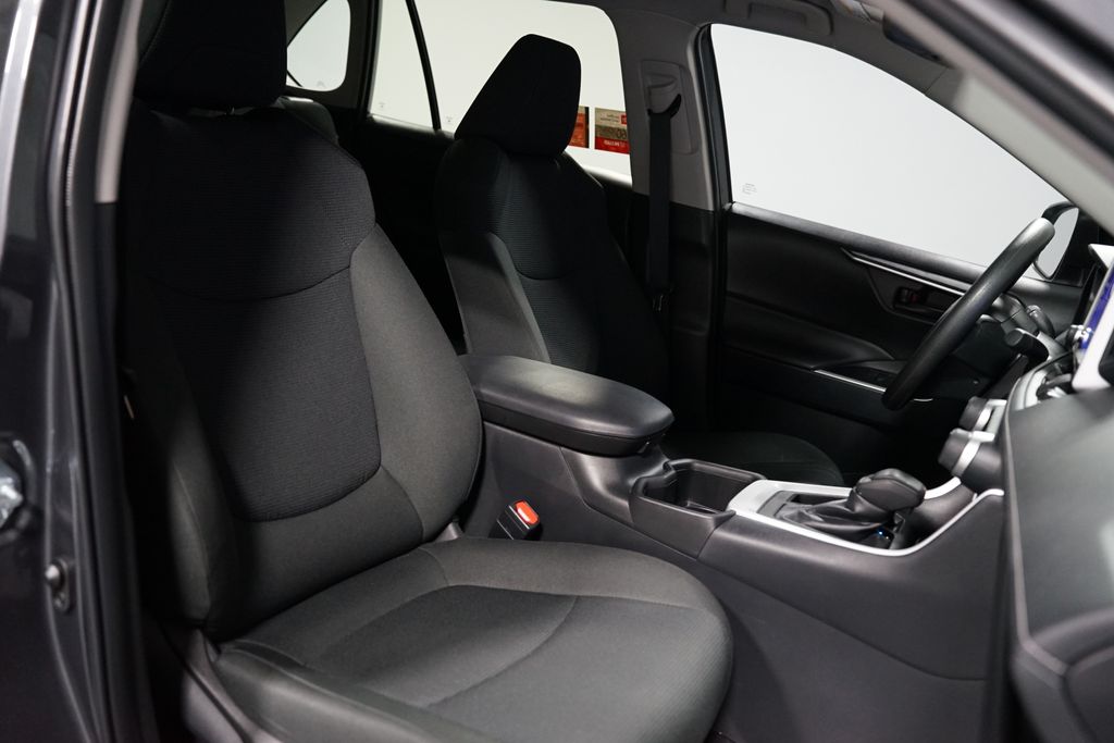 Thumbnail: 2024 Toyota RAV4 - 26