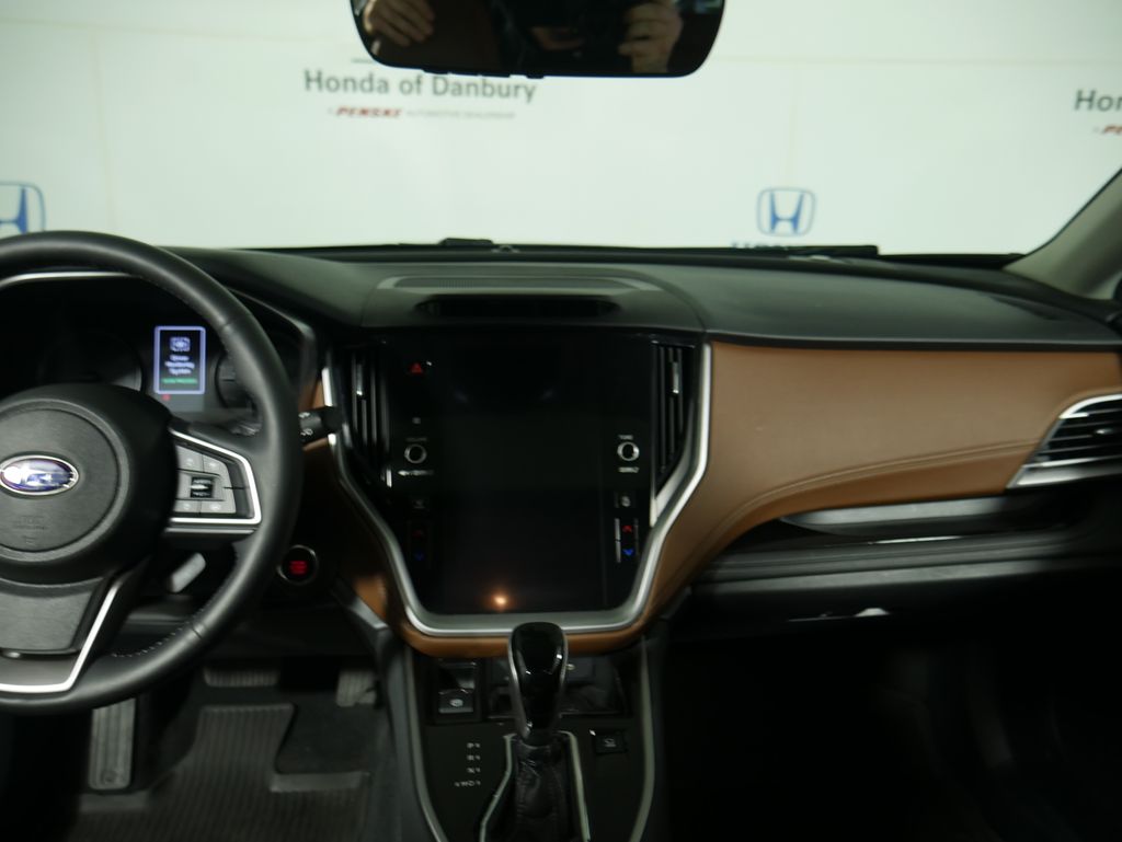 2021 Subaru Outback Touring 13