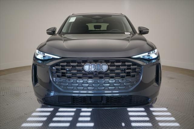 Thumbnail: 2025 Audi Q5 - 5