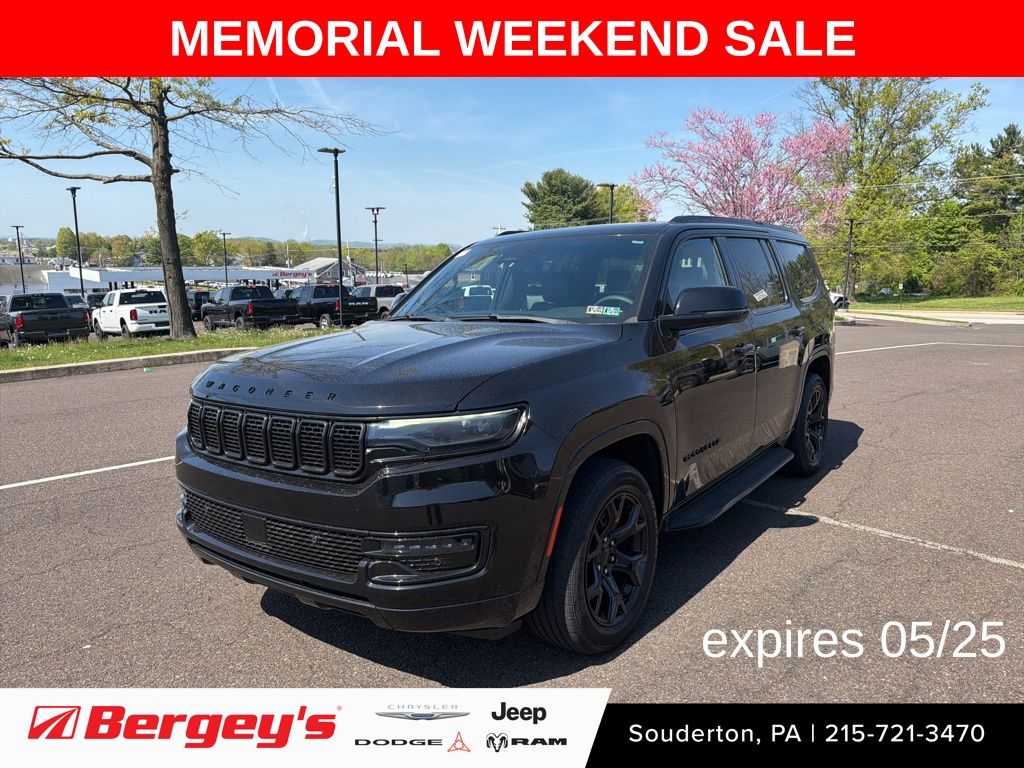 Diamond Black Crystal Pearlcoat 2023 Jeep Wagoneer Series II 4WD SUV / Crossover Four-Wheel Drive 8-Speed Automatic