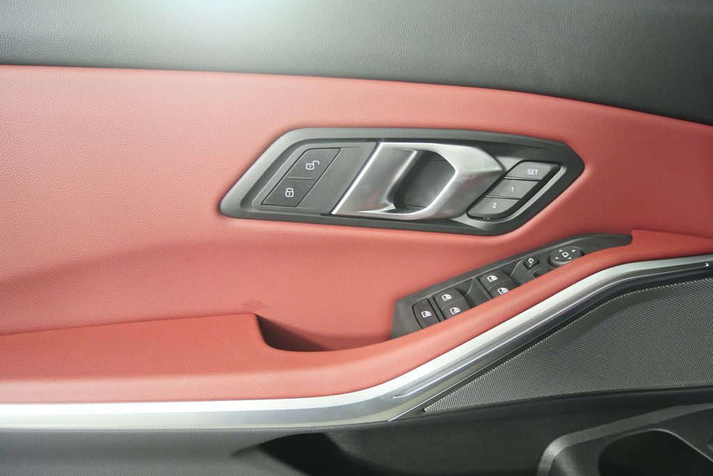 Thumbnail: 2026 BMW 3 Series - 8